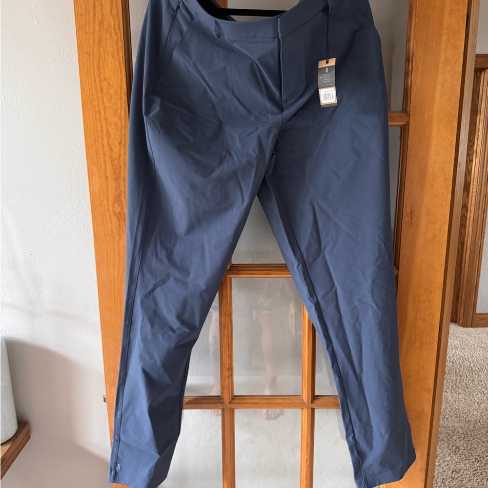 Brand New With Tags Men's No Bull Golf Pants. Size 38 Tall